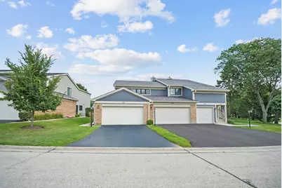 720 Caliente Court #720, Libertyville, IL 60048 - Photo 1