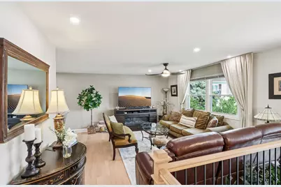 1350 Rock Cove Court, Hoffman Estates, IL 60192 - Photo 2