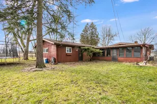 259 Barron St, Bensenville, IL 60106 - Photo 2