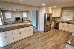 841 Silver Rock Ln, Buffalo Grove, IL 60089 - Photo 2