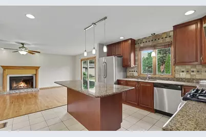 336 W Morris Avenue, Lombard, IL 60148 - Photo 10