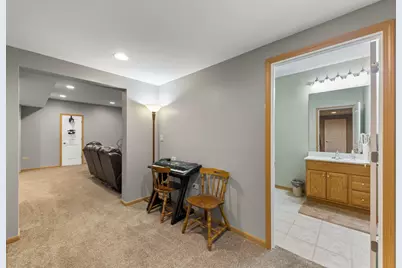 1710 Devonshire Lane, Shorewood, IL 60404 - Photo 16