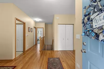 1710 Devonshire Lane, Shorewood, IL 60404 - Photo 2