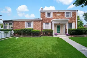 1858 Newcastle Ave, Westchester, IL 60154 - Photo 1