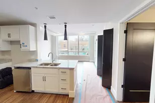 40 Dupage Ct, Elgin, IL 60120 - Photo 6