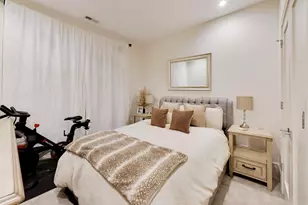 1340 W Walton St, Chicago, IL 60642 - Photo 22