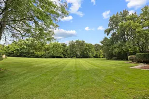 1150 Anne Ct, Sleepy Hollow, IL 60118 - Photo 4