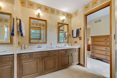 1150 Anne Court, Sleepy Hollow, IL 60118 - Photo 16