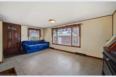 107 Highland Street, Calumet City, IL 60409 - Photo 10
