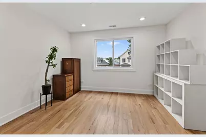 2128 N Lawler Avenue, Chicago, IL 60639 - Photo 22