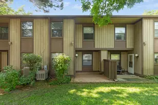 620 N Hough St, Barrington, IL 60010 - Photo 14