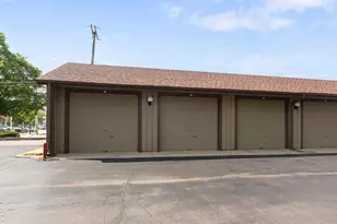 620 N Hough St, Barrington, IL 60010 - Photo 22