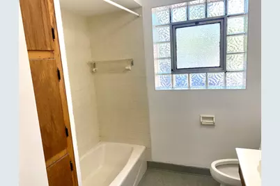 9101 Tulley Avenue, Oak Lawn, IL 60453 - Photo 10