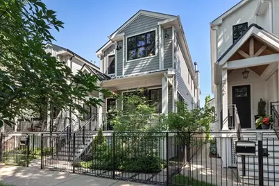 2448 W Moffat Street, Chicago, IL 60647 - Photo 2