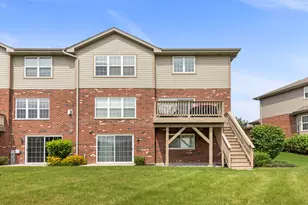 9437 Parkwood Ln, Tinley Park, IL 60487 - Photo 26