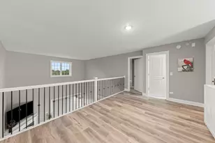 9437 Parkwood Ln, Tinley Park, IL 60487 - Photo 16