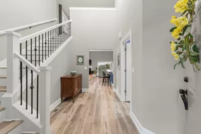 9437 Parkwood Lane, Tinley Park, IL 60487 - Photo 2