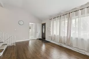 9005 N Grace Ave, Niles, IL 60714 - Photo 4