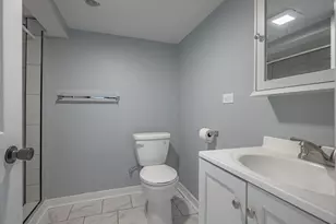 320 S Whipple St, Chicago, IL 60612 - Photo 24