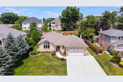 8636 W 98th Place, Palos Hills, IL 60465 - Photo 2