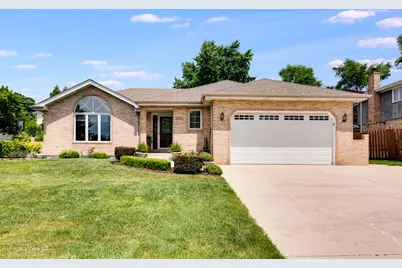 8636 W 98th Place, Palos Hills, IL 60465 - Photo 1