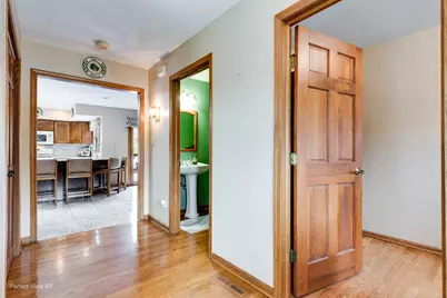 8636 W 98th Place, Palos Hills, IL 60465 - Photo 4
