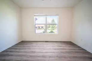 1908 Willow Brook Dr, Bourbonnais, IL 60914 - Photo 8