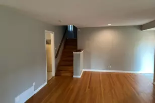 931 W Westwood Dr, Glenwood, IL 60425 - Photo 2