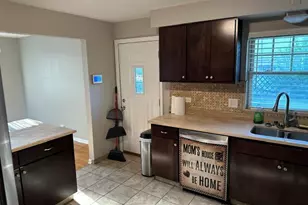 931 W Westwood Dr, Glenwood, IL 60425 - Photo 12