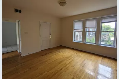 3040 W Wellington Street #1, Chicago, IL 60618 - Photo 4