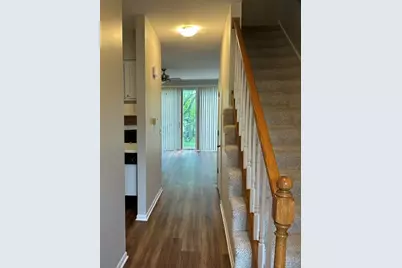 545 Woodcrest Drive #545, Mundelein, IL 60060 - Photo 2