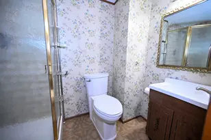 2250 Belleview Ave, Westchester, IL 60154 - Photo 12