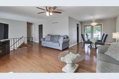 15406 Las Flores Lane, Oak Forest, IL 60452 - Photo 6
