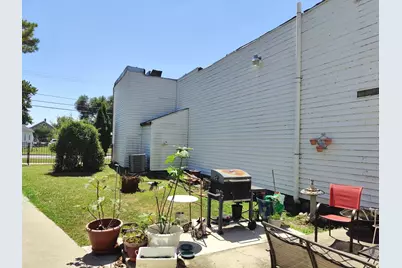 413 Meeker Avenue, Joliet, IL 60432 - Photo 10