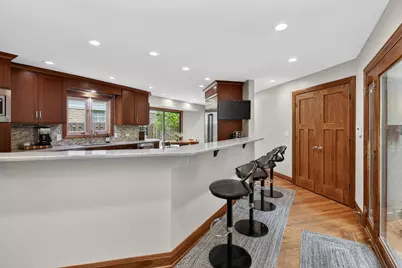 5337 Brookbank Road, Downers Grove, IL 60515 - Photo 14