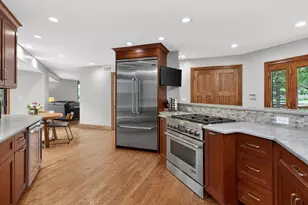 5337 Brookbank Rd, Downers Grove, IL 60515 - Photo 12