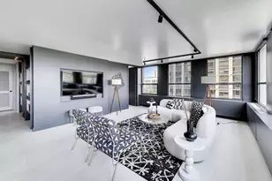 2626 N Lakeview Ave, Chicago, IL 60614 - Photo 8