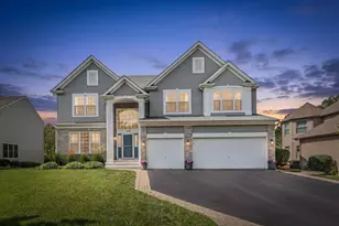 1470 Boulder Bluff Ln, Algonquin, IL 60102 - Photo 1