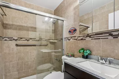 5918 N Kenmore Avenue #415, Chicago, IL 60660 - Photo 10
