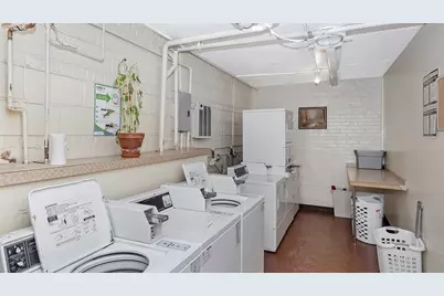 5918 N Kenmore Avenue #415, Chicago, IL 60660 - Photo 14