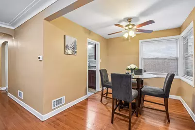 9009 S Dante Avenue, Chicago, IL 60619 - Photo 6