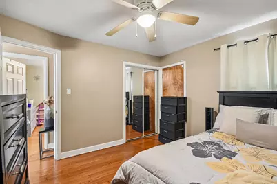 9009 S Dante Avenue, Chicago, IL 60619 - Photo 12