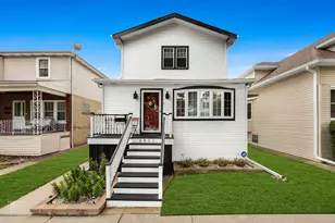5811 W Patterson Ave, Chicago, IL 60634 - Photo 1