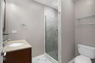 5811 W Patterson Ave, Chicago, IL 60634 - Photo 16