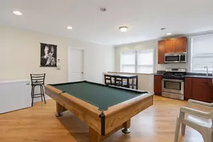 4018 N Central Park Ave, Chicago, IL 60618 - Photo 4