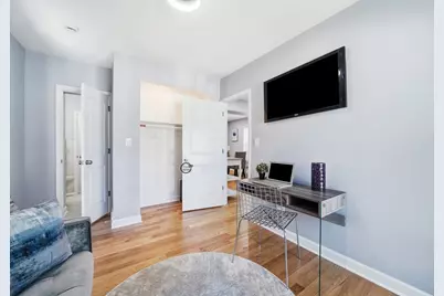 2724 W Jerome Street, Chicago, IL 60645 - Photo 12