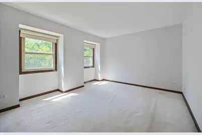 2218 N Williamsburg Street, Arlington Heights, IL 60004 - Photo 24