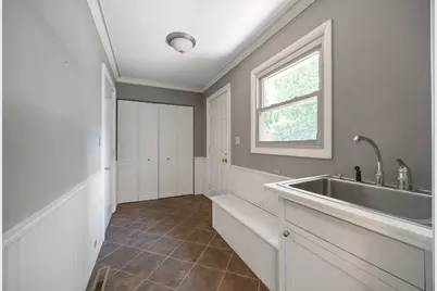 2218 N Williamsburg Street, Arlington Heights, IL 60004 - Photo 16