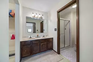 2218 N Williamsburg St, Arlington Heights, IL 60004 - Photo 20