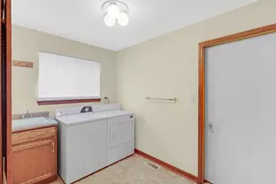 18122 Charlotte Dr, Lansing, IL 60438 - Photo 18